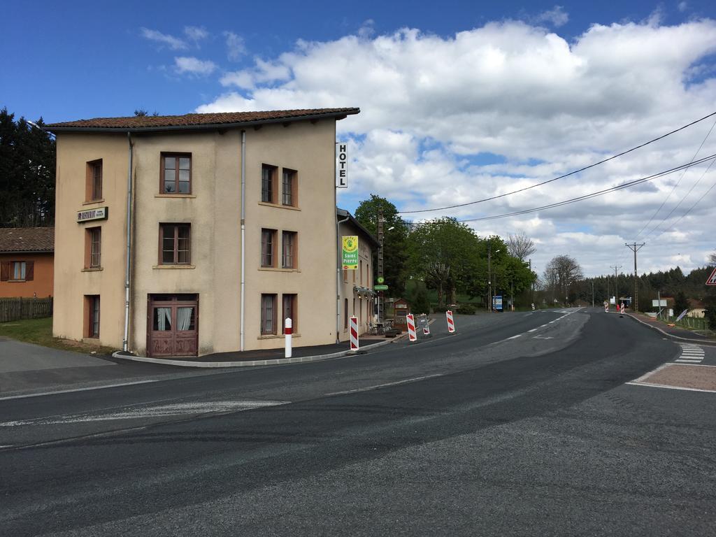 Hotel Saint Pierre Les Sauvages  Екстер'єр фото